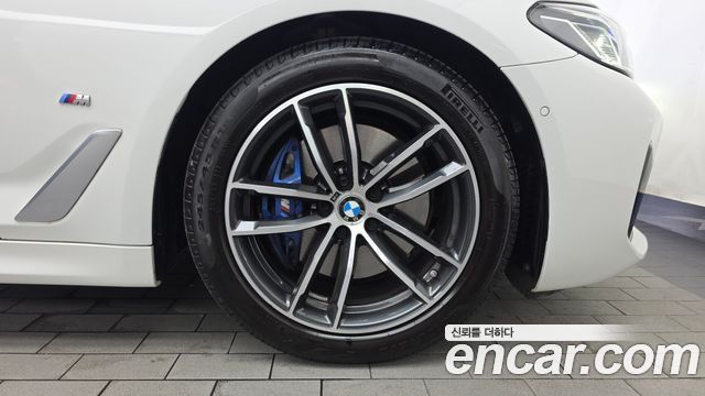 BMW 5-Series 520i M Sport