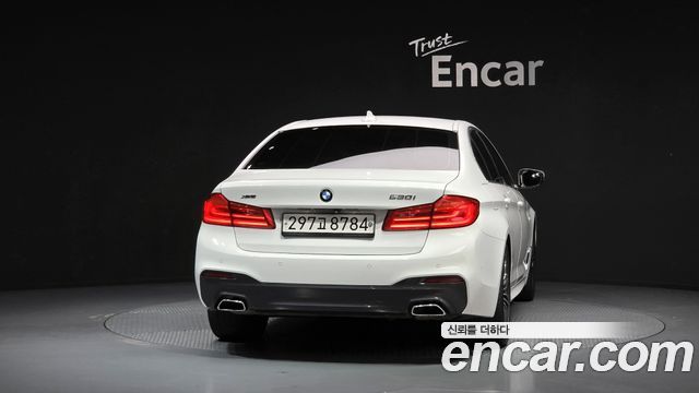 BMW 5-Series 530i xDrive M Sport Package Plus