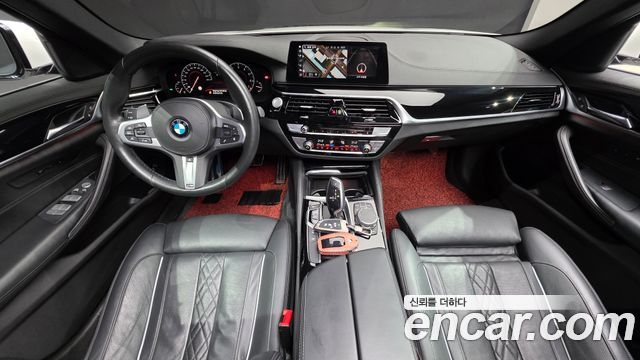BMW 5-Series 530i xDrive M Sport Package Plus
