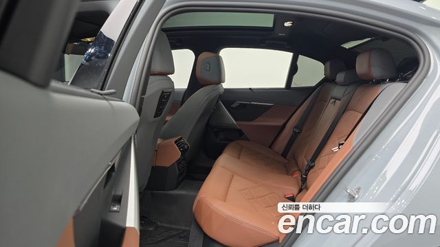 BMW 5-Series 530i xDrive M Sport