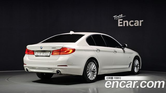 BMW 5-Series 520d Luxury Special Edition