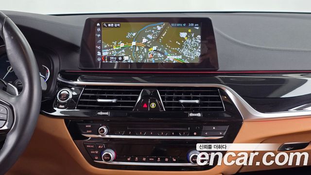 BMW 5-Series 520d Luxury Special Edition