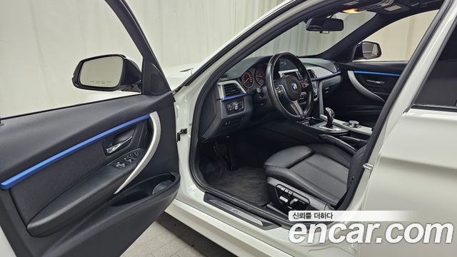 BMW 3-Series 320i M Sport