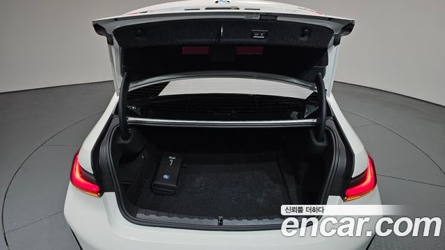 BMW 3-Series 320i M Sport
