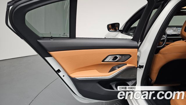 BMW 3-Series 320i M Sport