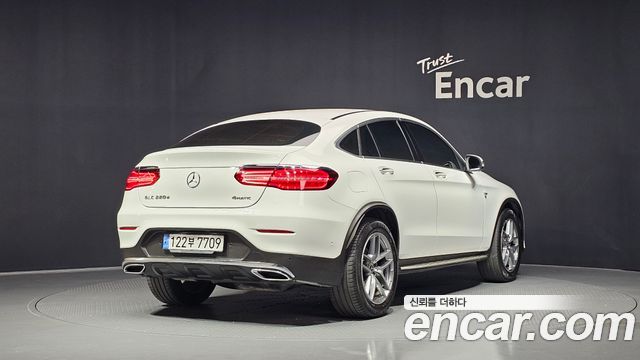 Mercedes-Benz GLC-Class GLC220 d 4MATIC Coupe