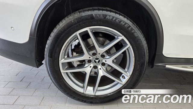 Mercedes-Benz GLC-Class GLC220 d 4MATIC Coupe
