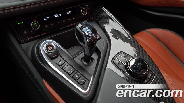 BMW i8 Roadster