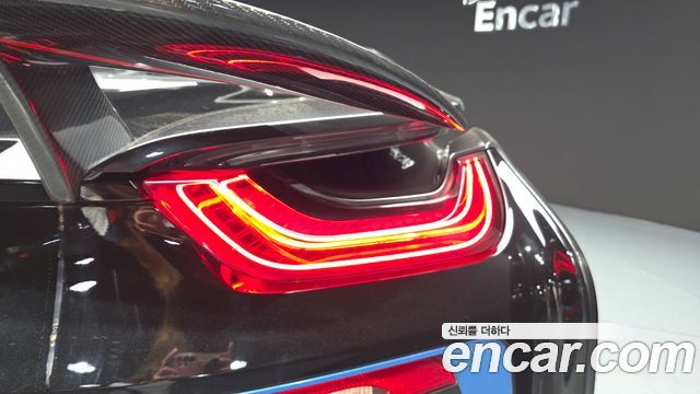 BMW i8 Roadster