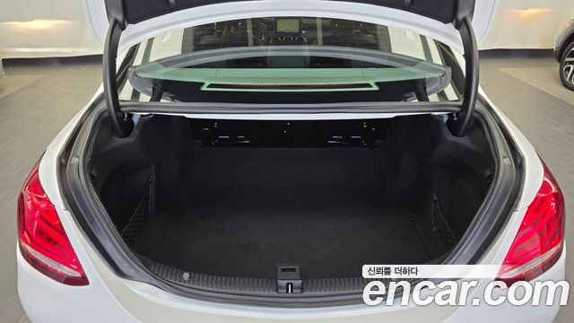 Mercedes-Benz C-Class C220 d Avantgarde