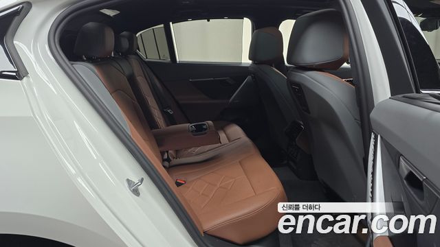 BMW 5-Series 530i xDrive M Sport