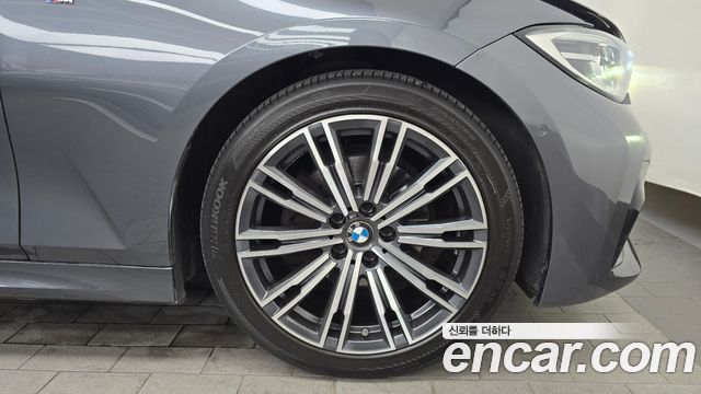 BMW 3-Series 320i M Sport