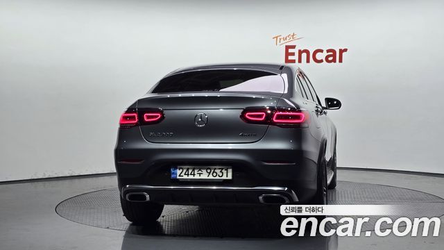 Mercedes-Benz GLC-Class GCL300 4MATIC Coupe