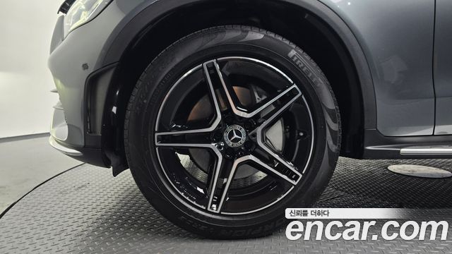 Mercedes-Benz GLC-Class GCL300 4MATIC Coupe