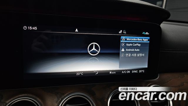 Mercedes-Benz E-Class E300 4MATIC Exclusive