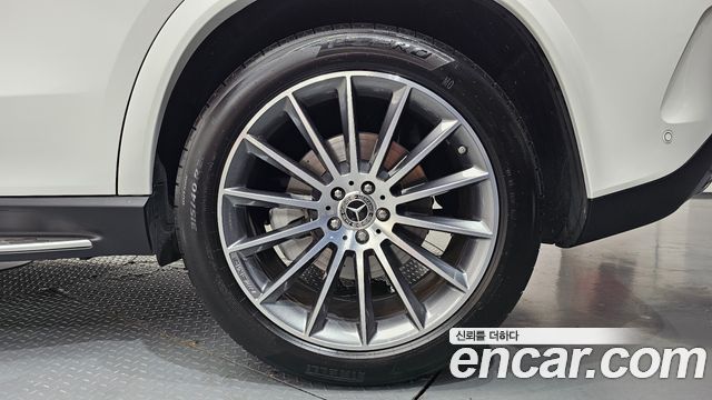 Mercedes-Benz GLE-Class GLE450 4MATIC