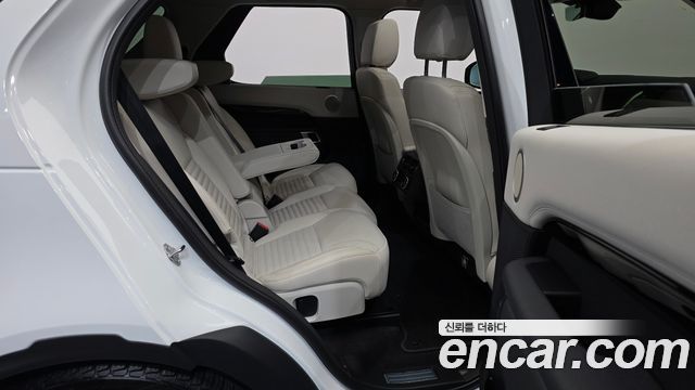 Land Rover Discovery D250 S