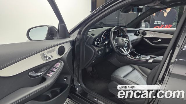 Mercedes-Benz GLC-Class GLC220 d 4MATIC