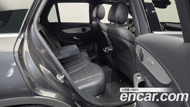 Mercedes-Benz GLC-Class GLC220 d 4MATIC