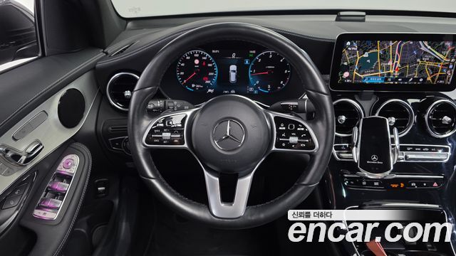 Mercedes-Benz GLC-Class GLC220 d 4MATIC