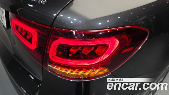 Mercedes-Benz GLC-Class GLC220 d 4MATIC