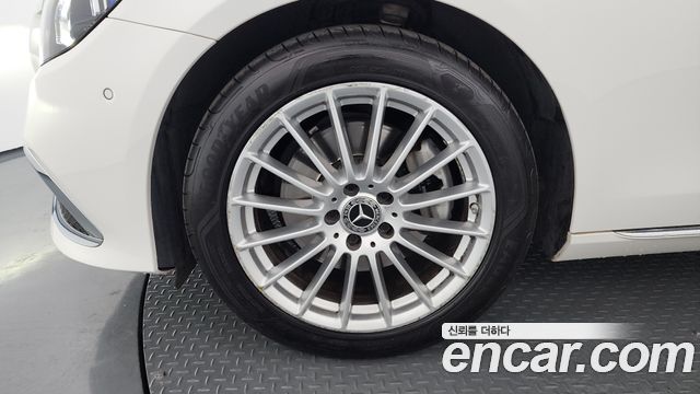 Mercedes-Benz E-Class E250 Exclusive