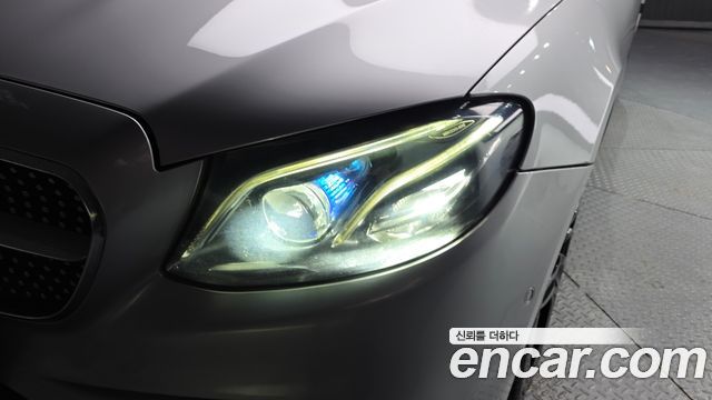 Mercedes-Benz E-Class E220d Cabriolet