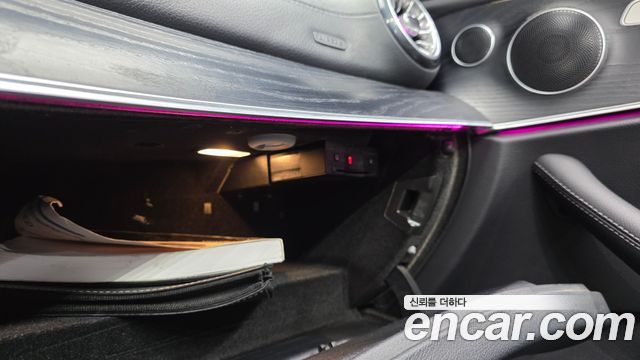 Mercedes-Benz E-Class E220d Cabriolet