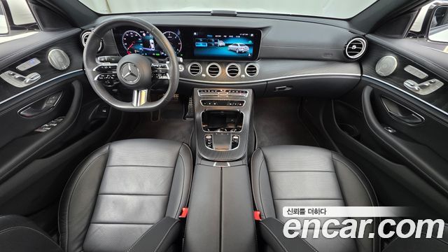 Mercedes-Benz E-Class E220d 4MATIC AMG Line