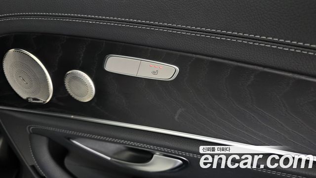 Mercedes-Benz E-Class E220d 4MATIC AMG Line