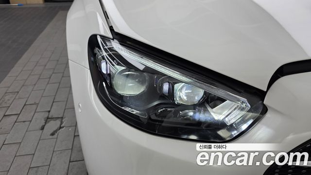 Mercedes-Benz E-Class E220d 4MATIC AMG Line
