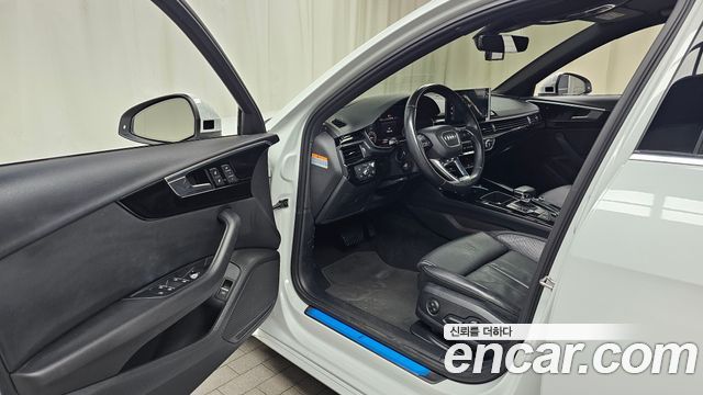 Audi A4 40 TFSI Premium