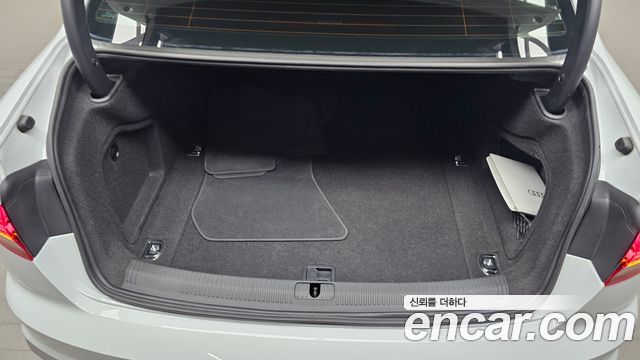 Audi A4 40 TFSI Premium