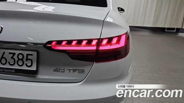 Audi A4 40 TFSI Premium