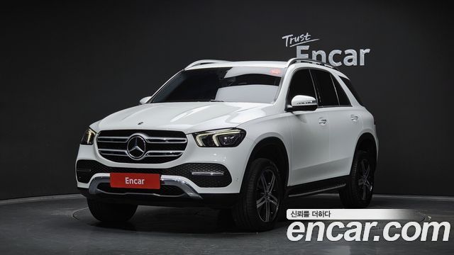 Mercedes-Benz GLE-Class GLE300d 4MATIC