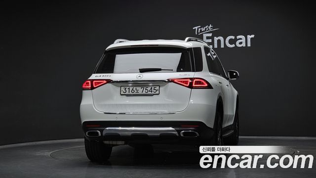 Mercedes-Benz GLE-Class GLE300d 4MATIC