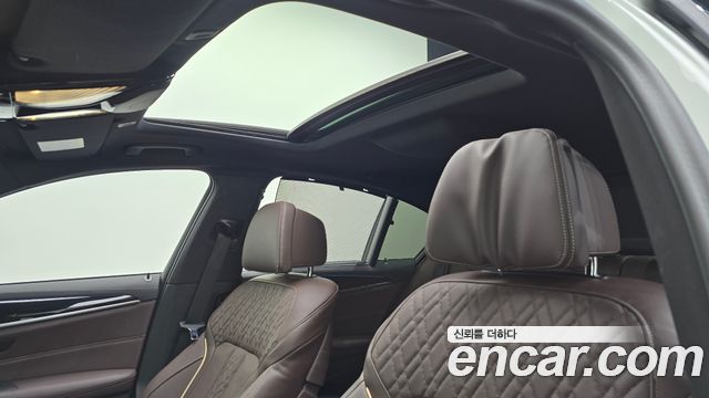 BMW 5-Series 530e M Sport