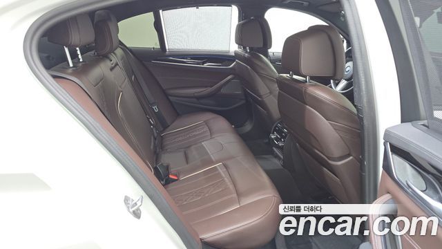 BMW 5-Series 530e M Sport