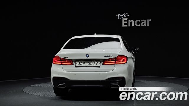 BMW 5-Series 520d M Sport Package Plus