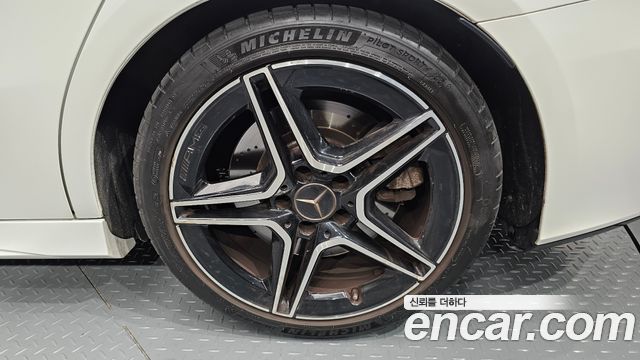 Mercedes-Benz A-Class AMG A35 4MATIC Sedan