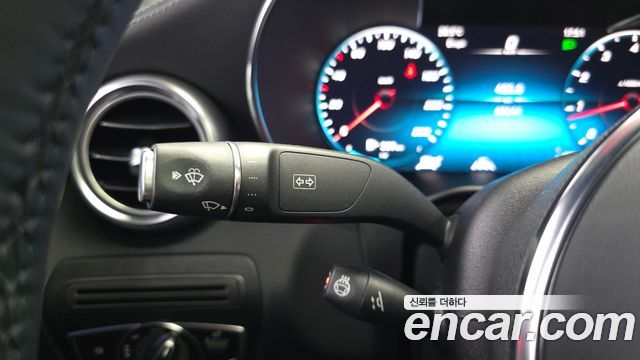 Mercedes-Benz GLC-Class GCL300 4MATIC Coupe