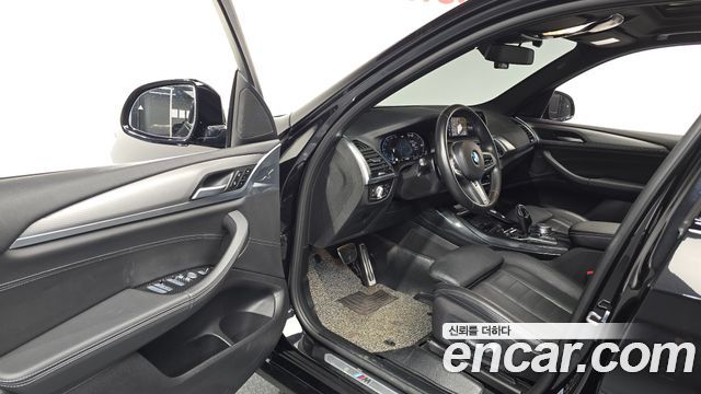 BMW X3 xDrive 20i M sports Online Exclusive Edition
