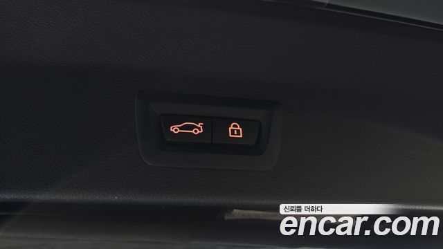 BMW X3 xDrive 20i M sports Online Exclusive Edition