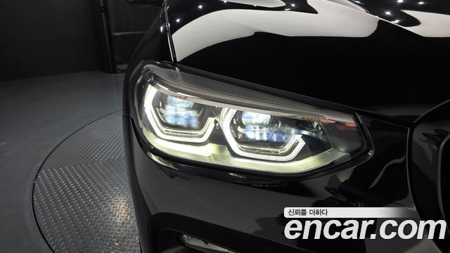 BMW X3 xDrive 20i M sports Online Exclusive Edition