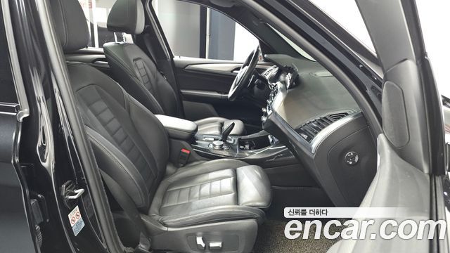BMW X3 xDrive 20i M sports Online Exclusive Edition