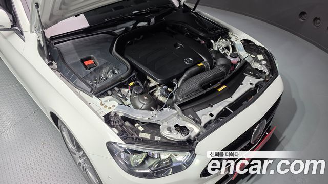 Mercedes-Benz E-Class E350 4MATIC AMG Line