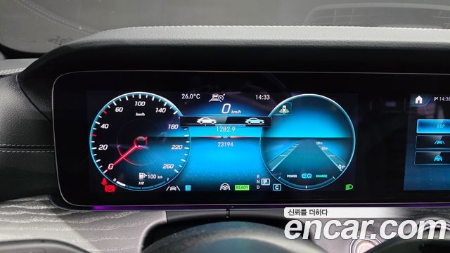 Mercedes-Benz E-Class E350 4MATIC AMG Line