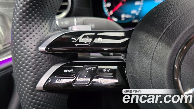 Mercedes-Benz E-Class E350 4MATIC AMG Line