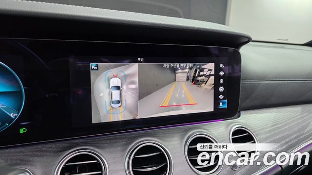 Mercedes-Benz E-Class E350 4MATIC AMG Line