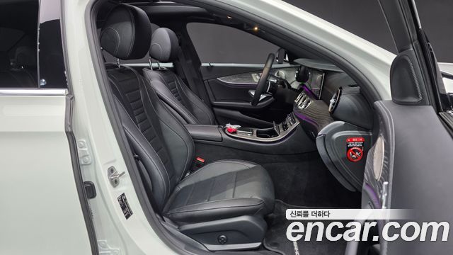 Mercedes-Benz E-Class E350 4MATIC AMG Line